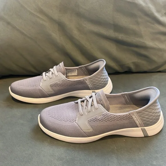 Skechers On The Go Slip-Ins Gray Sz 9.5 - Picture 5 of 6